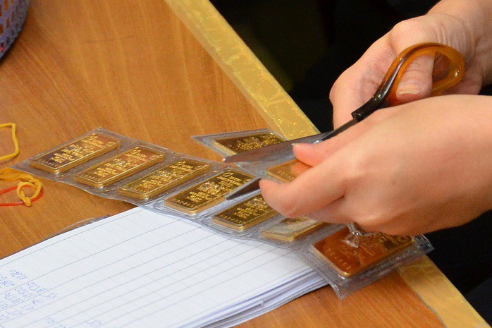 Giá vàng hôm nay tăng dữ dội