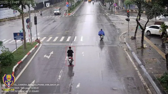 Camera AI tiếp tục ghi nhận hàng loạt lỗi vi phạm của ô tô, xe máy - 1