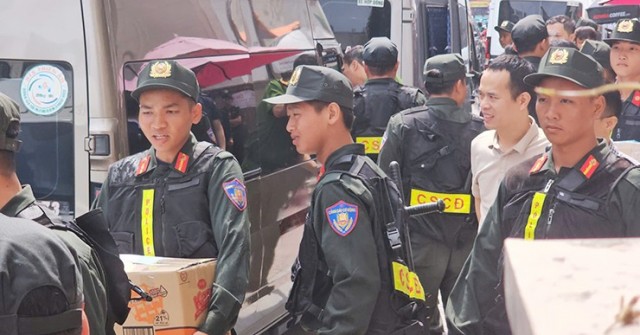 Toàn cảnh Công an khám xét nhà riêng và các cơ ...