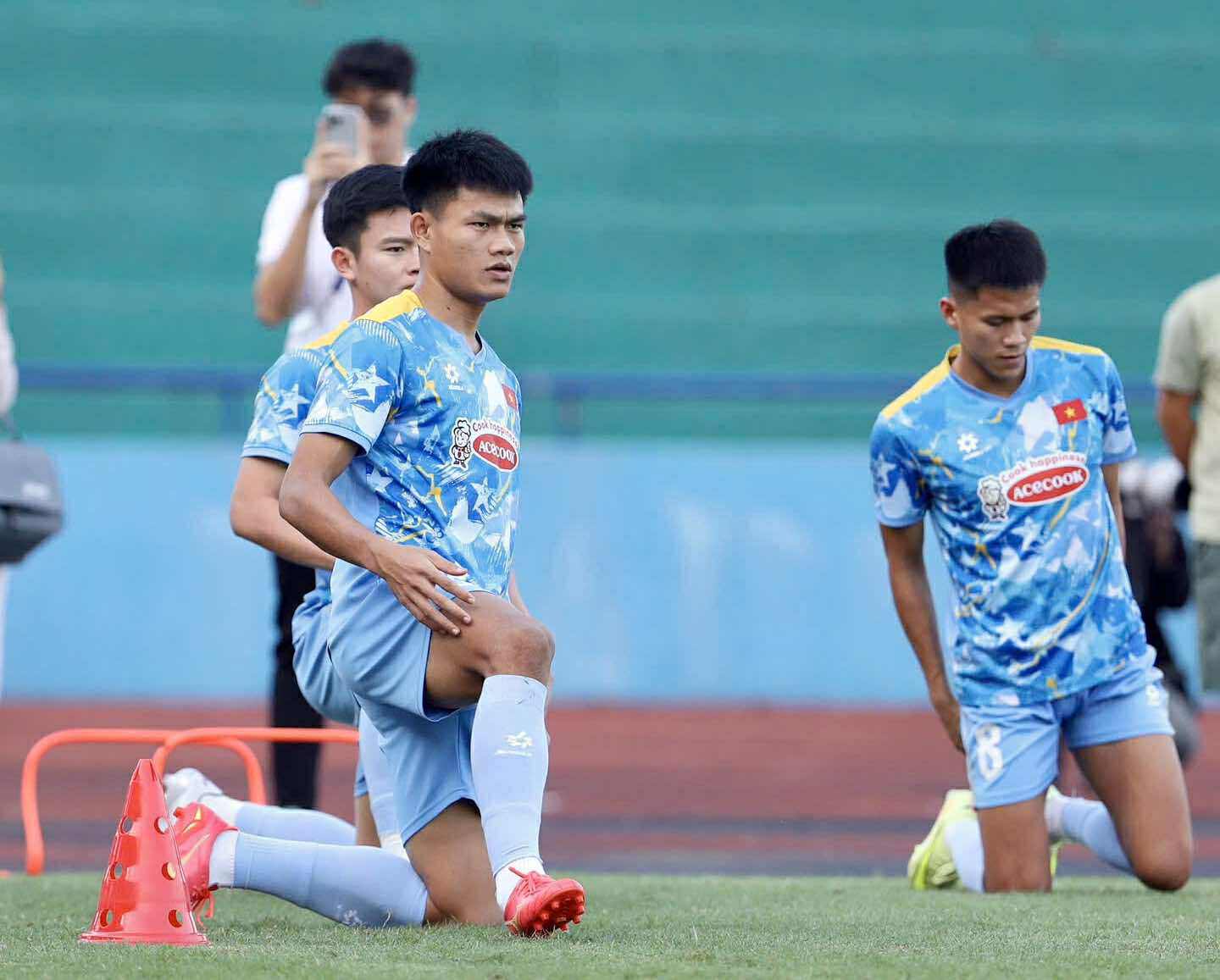 Tiền đạo Phạm Gia Hưng