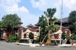 Tin tức trong ngày - Công an khám xét biệt thự của chủ thẩm mỹ viện Mailisa ở TP.HCM