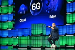 Điện thoại 6G vừa nhanh, vừa cung cấp bối cảnh AI cực đỉnh