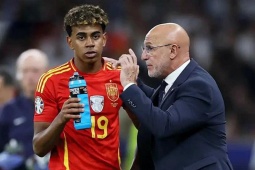 Tây Ban Nha tố Barcelona "phản bội" vụ Yamal: Hai bên họp khẩn hạ nhiệt căng thẳng