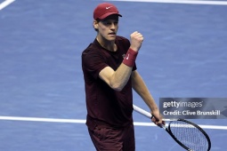 Video tennis Sinner - Zverev: Giải quyết nhanh gọn, lấy vé bán kết (ATP Finals)