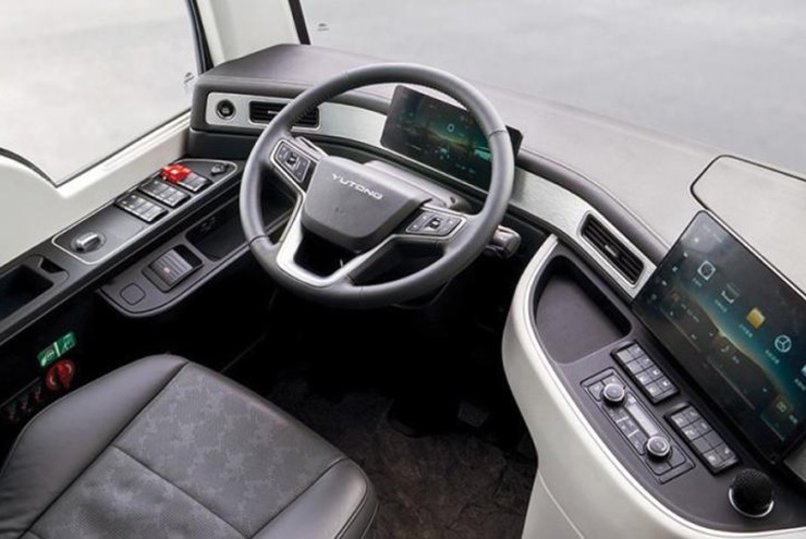 Yutong nhấn mạnh rằng dữ liệu xe được mã hóa và lưu trữ tại trung tâm dữ liệu Amazon Web Services.