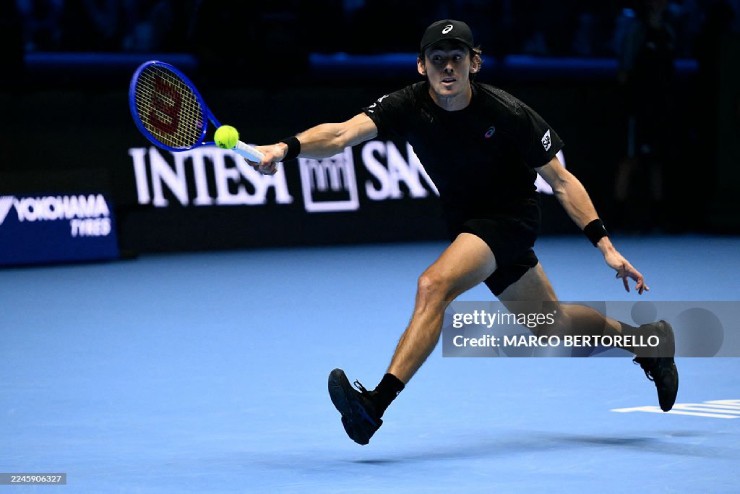 De Minaur đánh bại Fritz