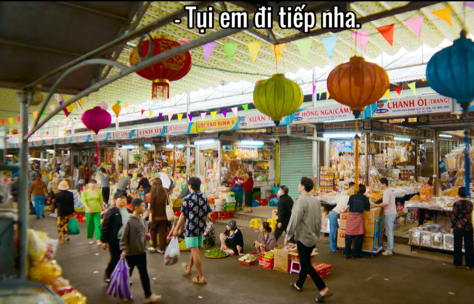 Tiểu thương chợ Cồn cũng được "lên sóng" trong phim Hàn Quốc.