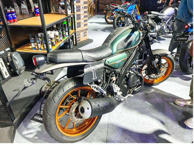 Yamaha XSR155 "biến hình" phong cách Cafe Racer cực chất với bộ kit chính hãng - 7