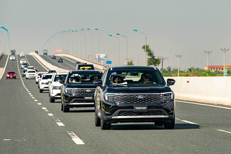 Giải đáp loạt thắc mắc về Ford Territory 2025 - 1