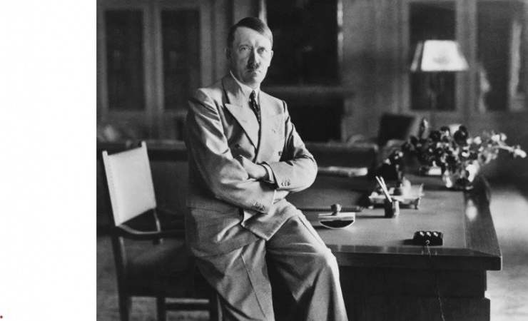 Bức ảnh Hitler ở Berchtesgaden, Đức, năm 1940