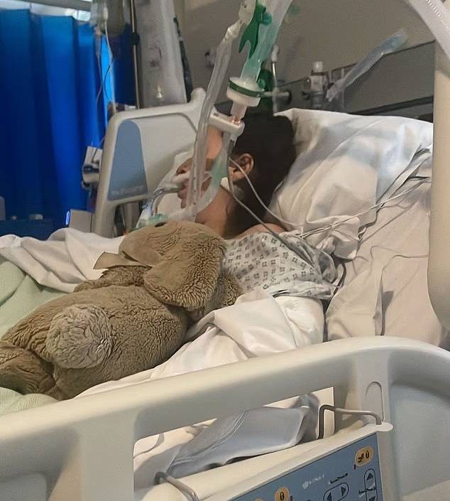 Esther Littlewood phải nằm viện 12 ngày sau cơn đột quỵ. Ảnh: Kennedy News & Media