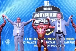 Thể thao - Lực sĩ Phạm Văn Mách lần thứ 7 vô địch thể hình thế giới