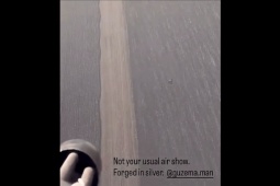 Thế giới - Khoảnh khắc trực thăng Ukraine gắn súng máy 6 nòng bắn rơi UAV tầm xa Nga