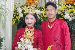 Lỡ hẹn với ĐT Việt Nam, Minh Khoa cưới ngay cô chủ tiệm vàng