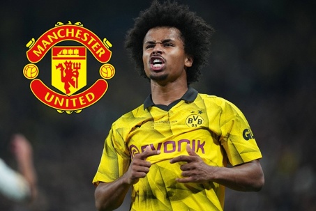 Sao trẻ Dortmund mâu thuẫn với HLV, nhờ "siêu cò" Mendes tìm đường sang MU