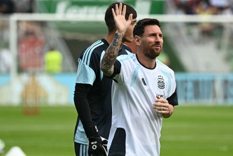 Messi tạo nên cơn sốt ở Tây Ban Nha, 20.000 fan bùng nổ chào đón huyền thoại