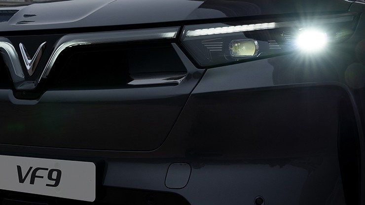 Giá xe VinFast VF 9 tháng 11/2025, SUV điện full-size từ 1,499 tỷ đồng - 6