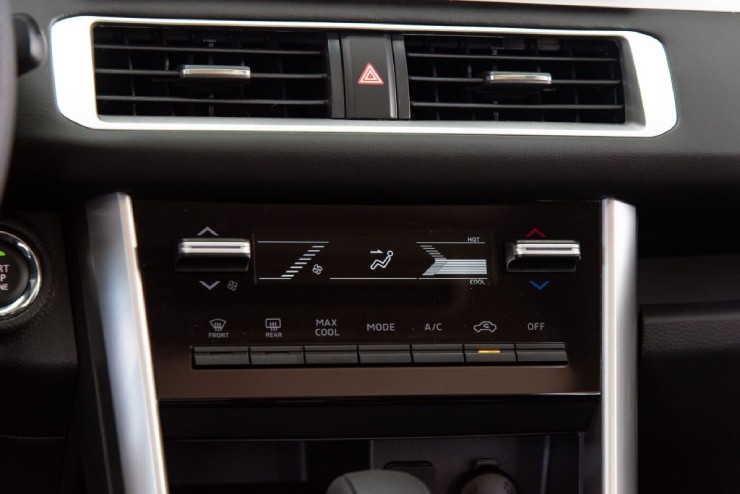 Mitsubishi Xpander: Đột phá "vua giữ giá" và bí mật công nghệ ít người biết - 8