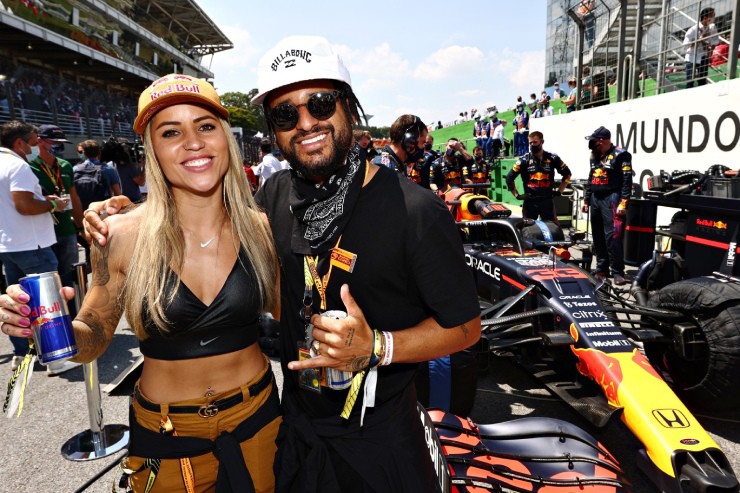 Đấu trường motorsport đang chờ ngôi sao nữ mới