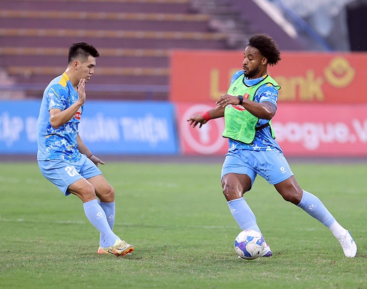 Xuân Son khát khao thi đấu trở lại sau thời gian dài điều trị chấn thương.