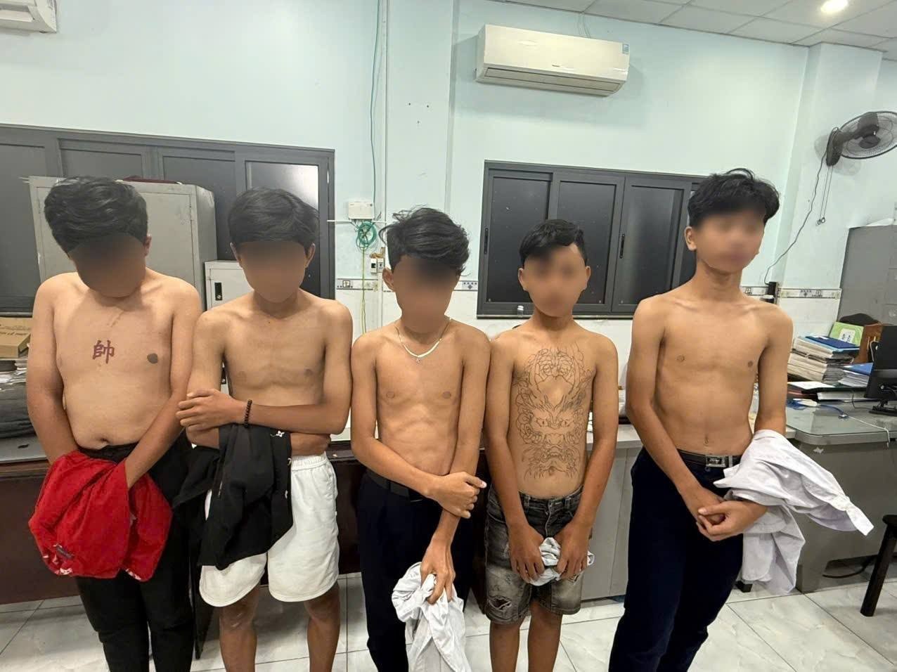 Nhóm học sinh THCS xăm trổ hẹn nhau &#39;giải quyết mâu thuẫn&#39; - 2