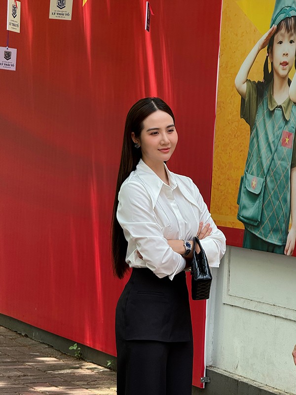 Phan Minh Huyền mong muốn đẹp từng centimet khi lên phim.