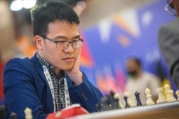 Quang Liêm kịch chiến ở World Cup, nhà vô địch thế giới Lý Huynh nhận cú sốc