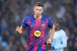 Tin mới nhất bóng đá tối 15/11: Barca giải phóng 40 triệu euro nếu không giữ Lewandowski