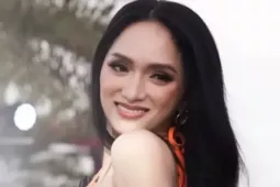 Hương Giang nói về sự cố trong phần thi áo tắm