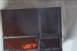 Cháy căn hộ ở chung cư Dream Home Palace, hàng trăm cư dân hốt hoảng di tản