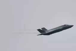 Mỹ thử nghiệm thành công bom hạt nhân không mang đầu đạn