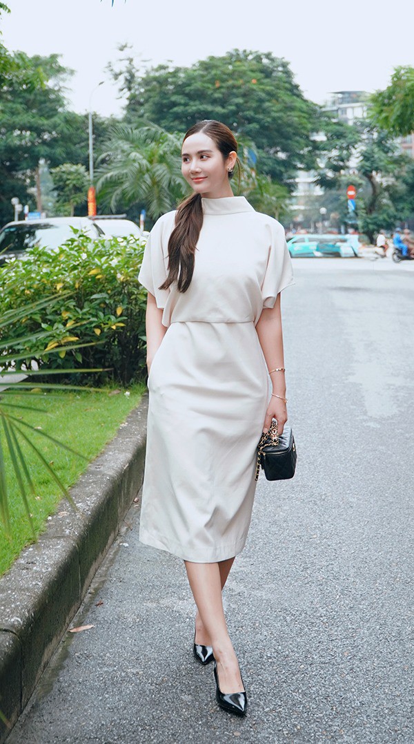 Sắc vóc sau khi siết cân của Phan Minh Huyền.