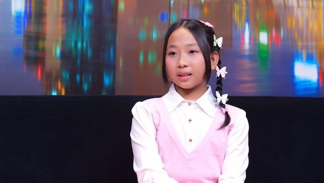 Có lúc, Anh Thư phải nén cảm xúc, tự chịu đựng để khỏi làm mẹ buồn.