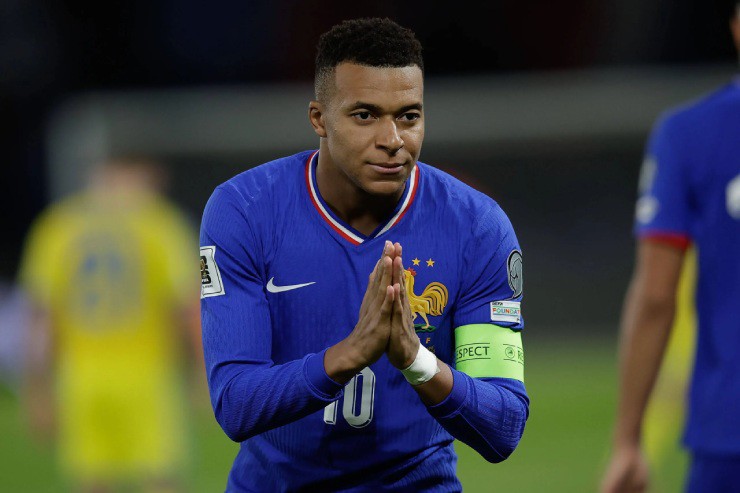 Mbappe chấn thương khi làm nhiệm vụ với ĐT Pháp