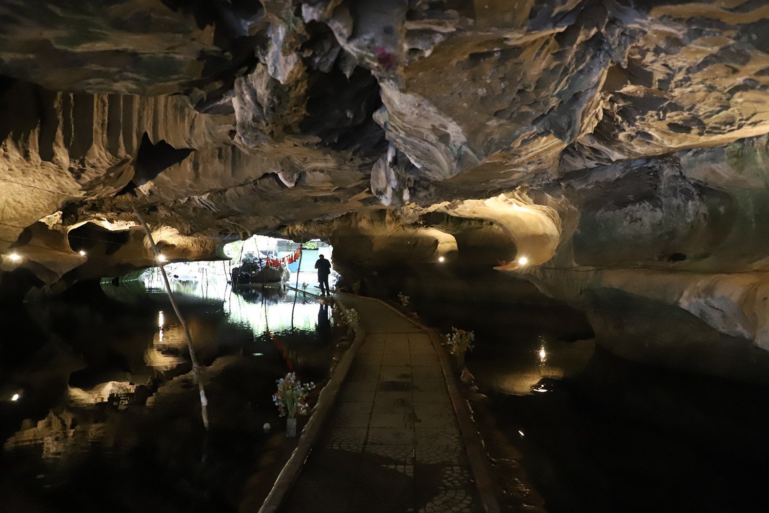 Khám phá hang động hàng triệu năm tuổi, từng nằm sâu dưới biển ở An Giang - 4