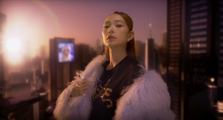 Minh Hằng biến hóa phong cách trong MV tái xuất - 1