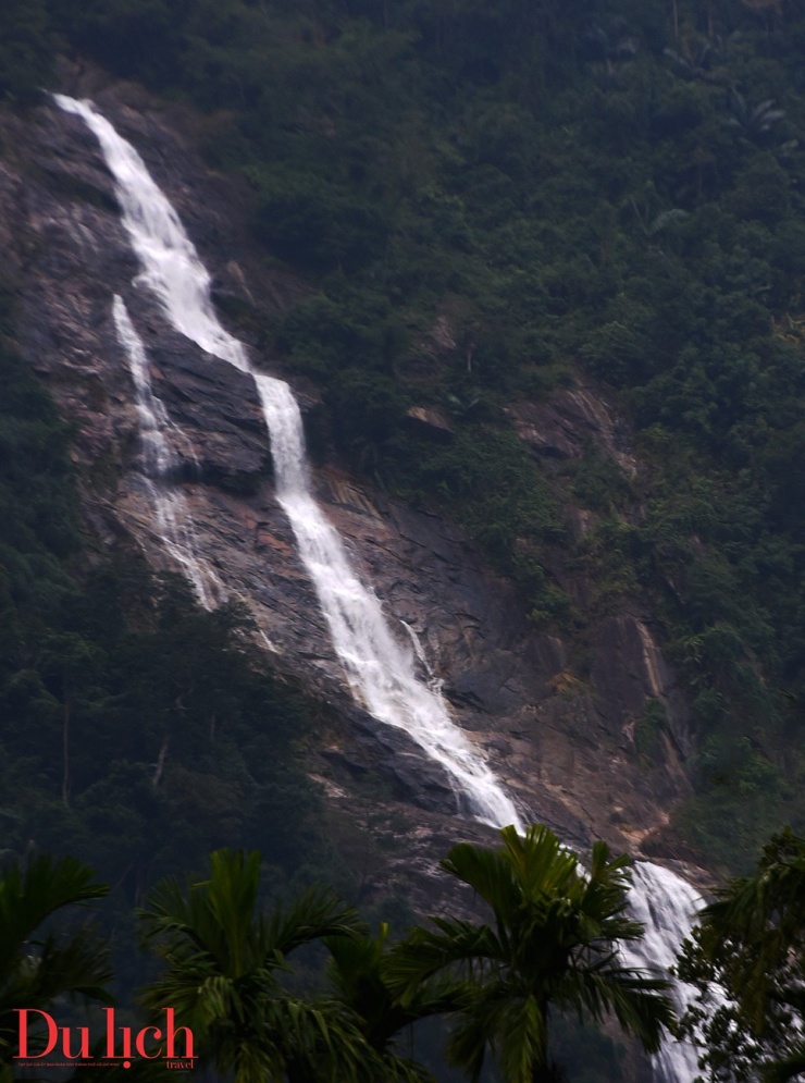 Vẻ đẹp hoang sơ của thác Lụa – Dải lụa trắng giữa đại ngàn Trường Sơn - 5