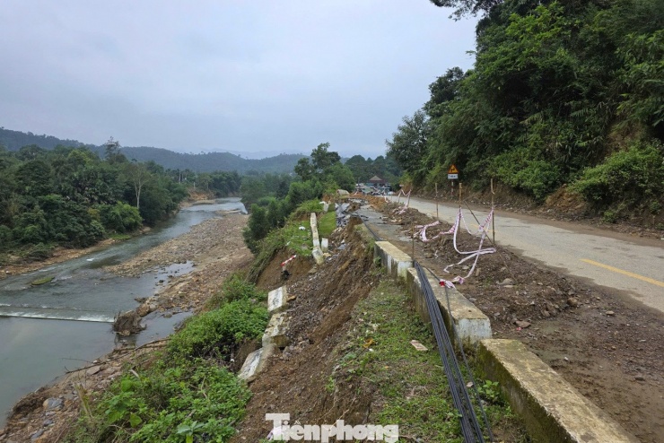 ‘Bẫy tử thần’ trên quốc lộ 48D - 1