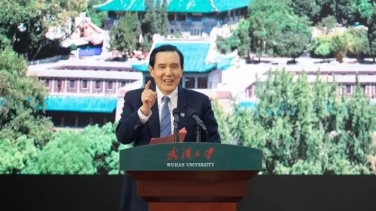 Ông Mã Anh Cửu - cựu lãnh đạo Đài Loan - phát biểu tại ĐH Vũ Hán (tỉnh Hồ Bắc) ngày 30-3-2023. Ảnh: TÂN HOA XÃ