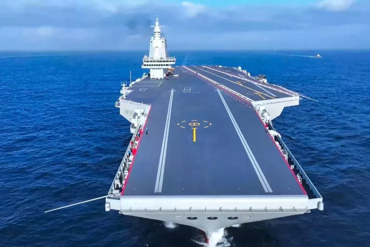 Tàu sân bay Phúc Kiến của Trung Quốc. Ảnh: AFP