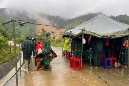 Tin tức trong ngày - Diễn biến gây khó cho việc tìm kiếm 3 người nghi bị vùi lấp ở Đà Nẵng