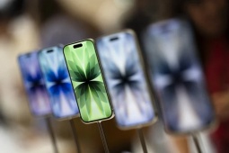 Chiếc iPhone bán chạy đến mức khó tin, khan hàng hơn cả iPhone 17 Pro...