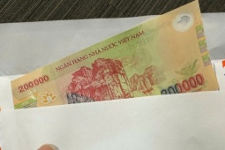 Cầm 200 nghìn đi đám giỗ, thông gia nghèo bất ngờ khi gia chủ trả lại phong bì