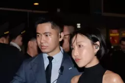 Cảnh tụ tập hai đêm liên tiếp tại sân bay Tân Sơn Nhất