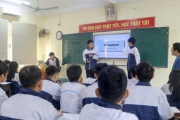 Giáo dục - du học - Trường chuyên Hà Tĩnh dạy Toán, Hóa, Tin bằng tiếng Anh