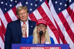 Thế giới - Ông Trump và đồng minh Cộng hòa lâu năm mâu thuẫn nghiêm trọng vì vụ tỉ phú ấu dâm Epstein