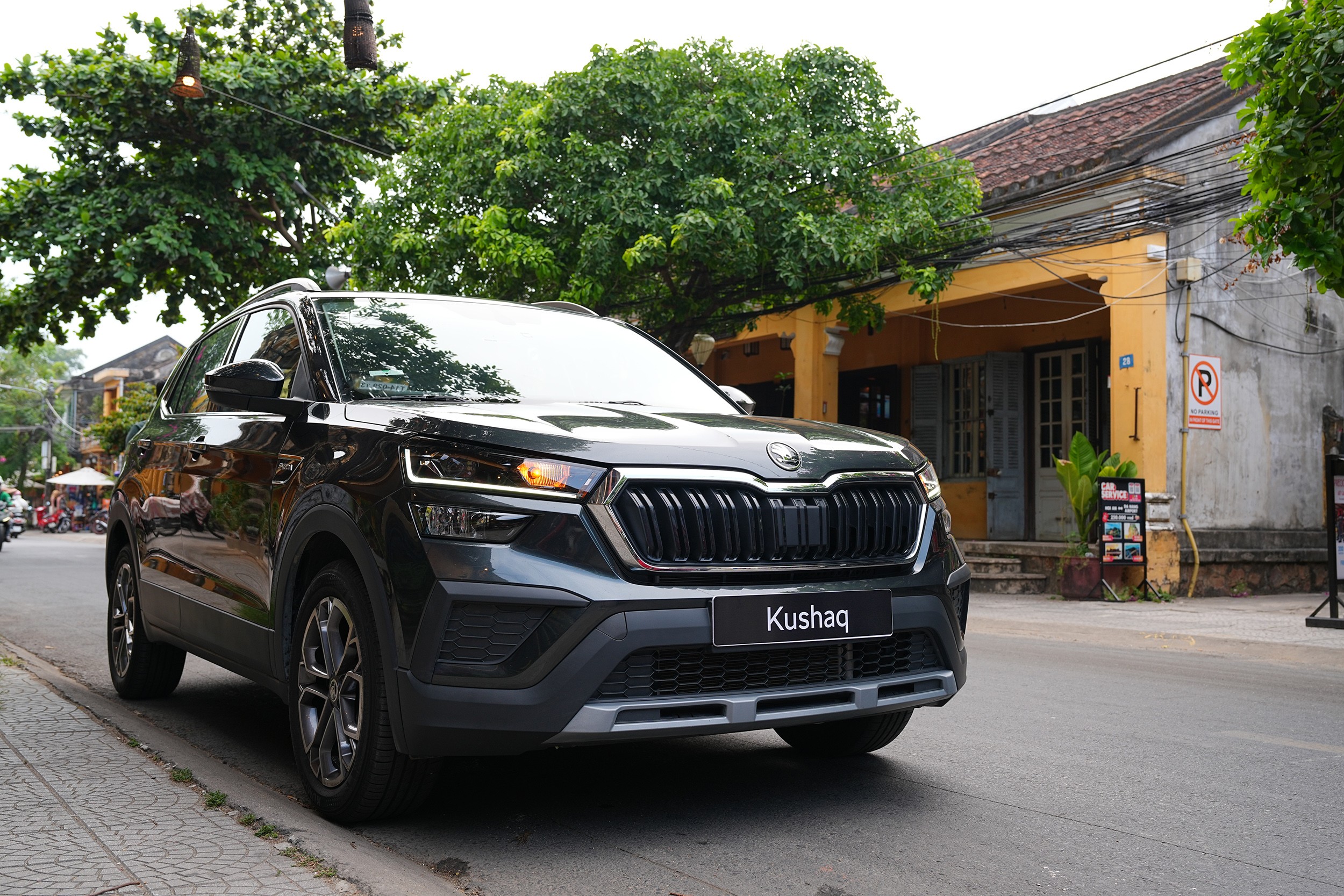 Skoda Kushaq trang bị khối động cơ xăng, dung tích 1.0L TSI Turbo.
