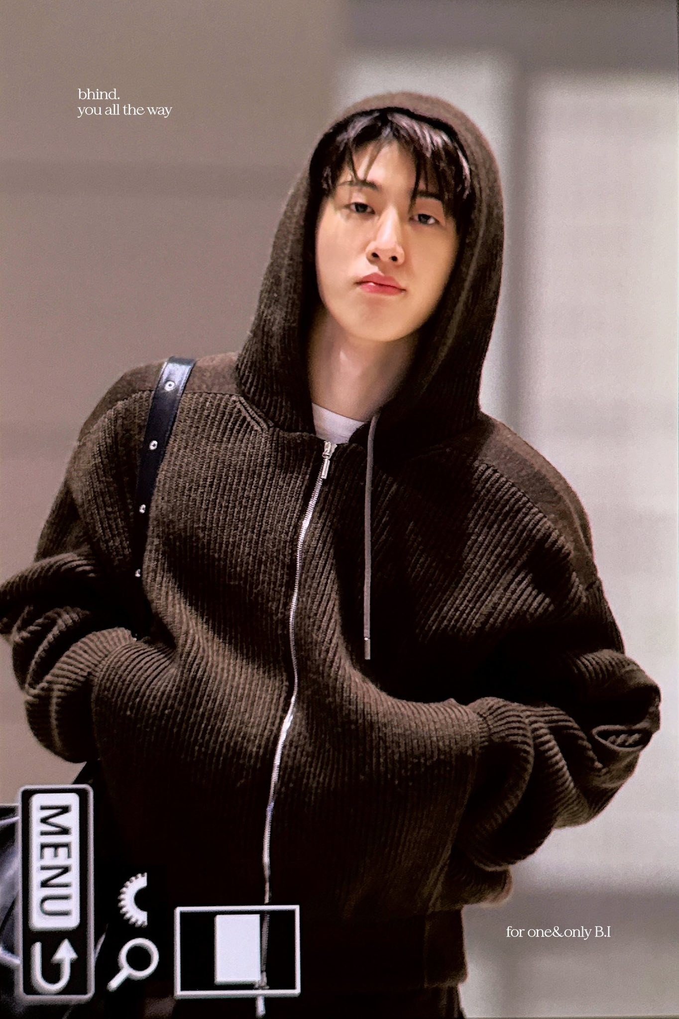 Khán giả Hàn Quốc chụp lại khoảnh khắc B.I mặc kín bưng tại sân bay quốc tế Incheon trước khi sang Việt Nam.