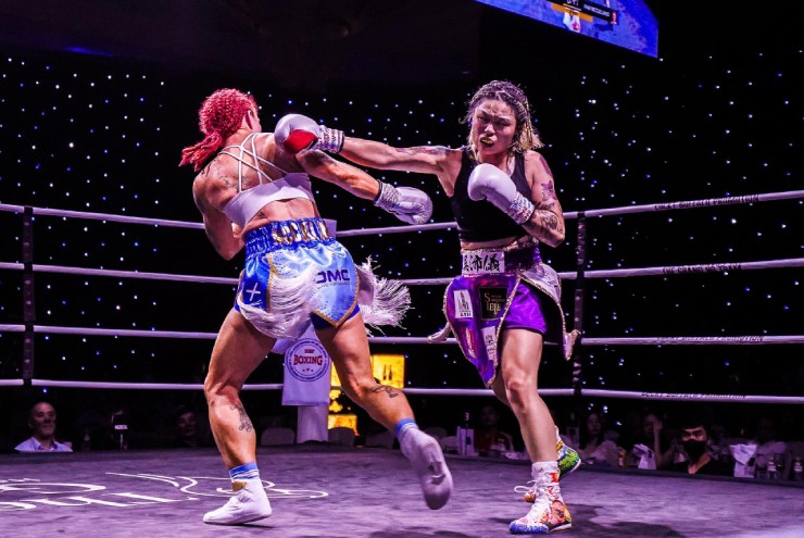 Pei Yi Wu đánh bại Pam Mccleliand