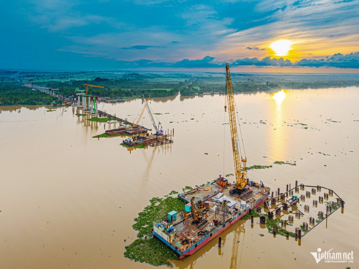 Hình hài cầu dây văng hơn 3.900 tỷ đồng bắc qua sông Hậu, nối Cần Thơ - Vĩnh Long - 2